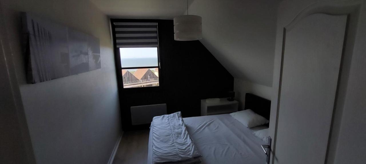 Le 246 - Duplex face à la mer pour 4 personnes, Wifi, TV full Sat, Parking Wimereux Extérieur photo