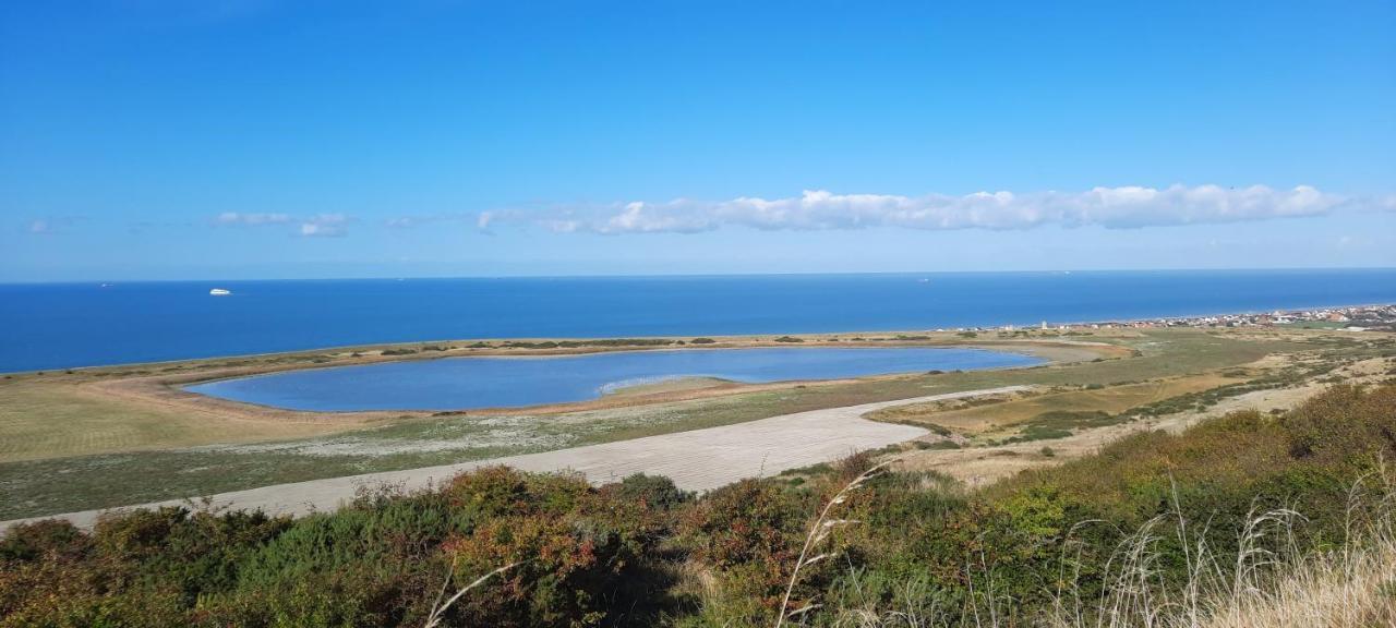 Le 246 - Duplex face à la mer pour 4 personnes, Wifi, TV full Sat, Parking Wimereux Extérieur photo